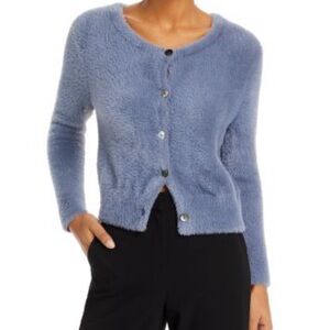 Vince Soft Blue Button-Up
Eyelash Cardigan S